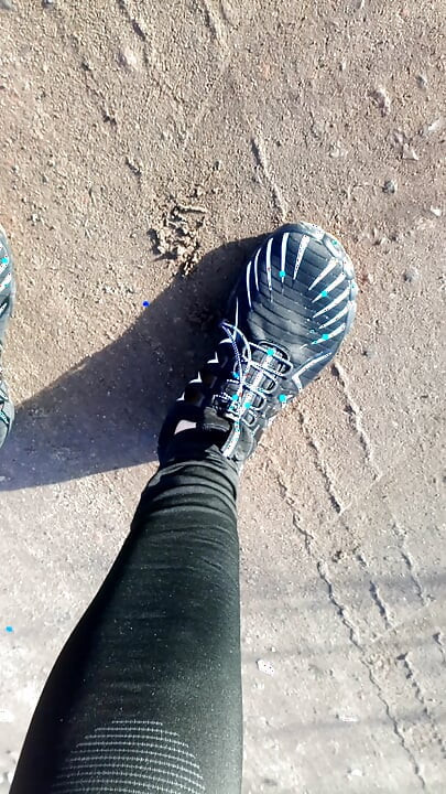 Đôi giày chân trần mới của tôi