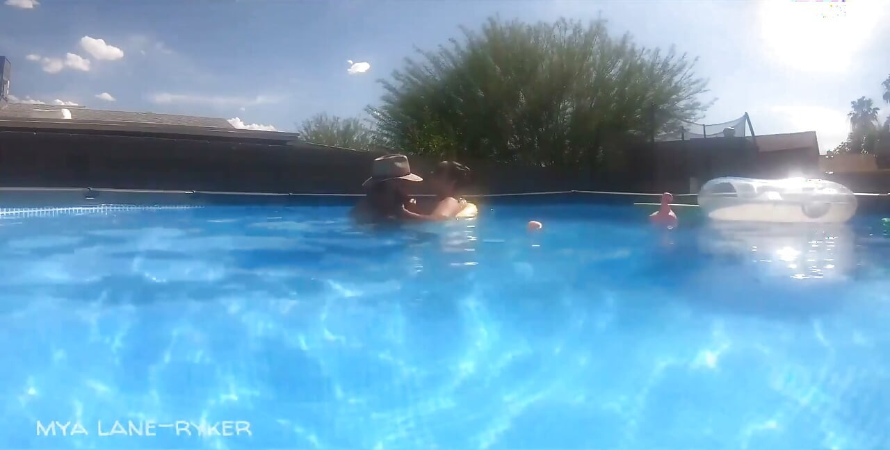 Nine Months Preganant Pool Sex