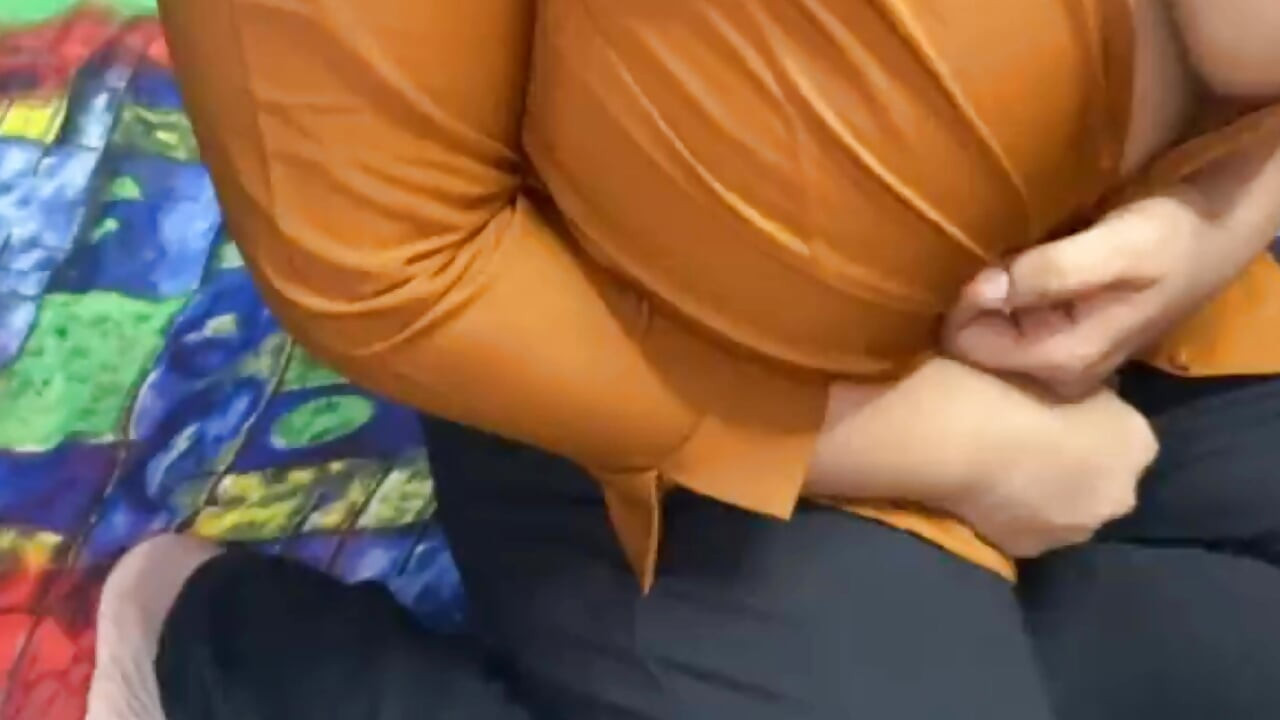 Bunicul și fiica sex în limba hindi