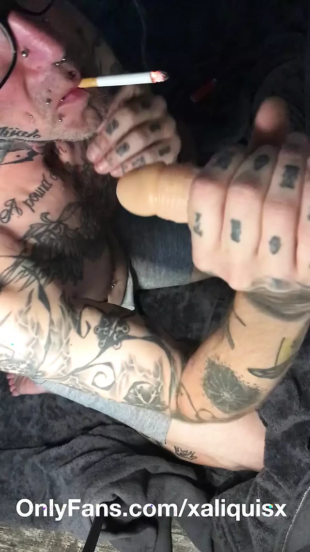 Straight Guy Gay Training Camp - Ep. 18 - Smoking Blowjob