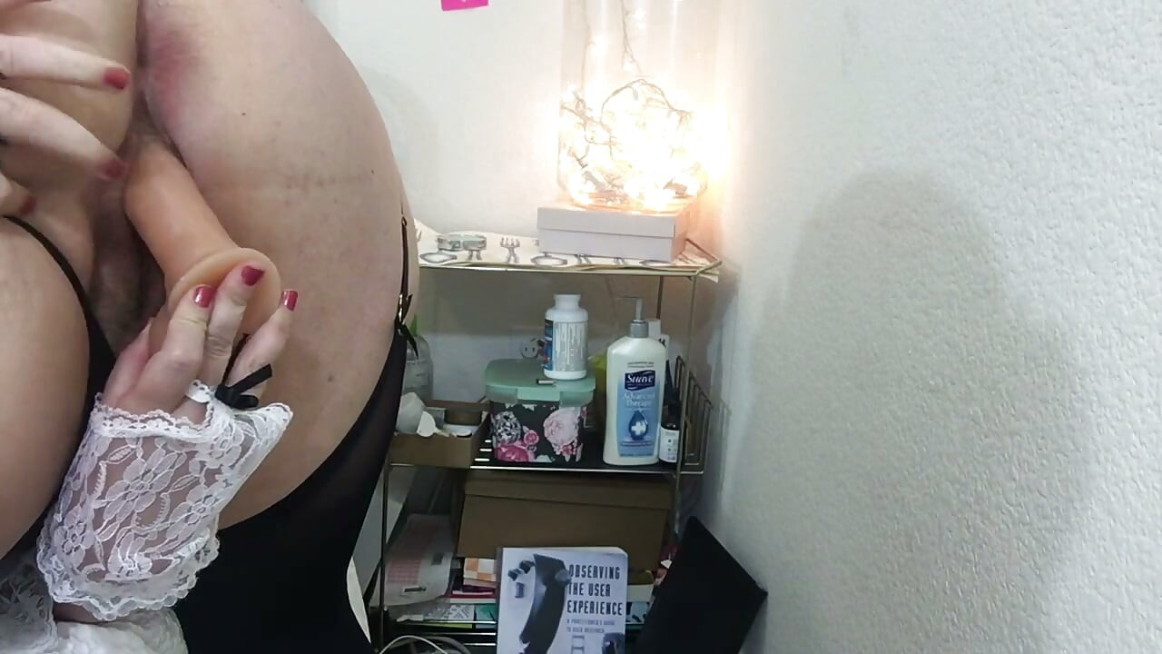 Busty BBW stuepige og 3 pikke med meget rodet afslutning