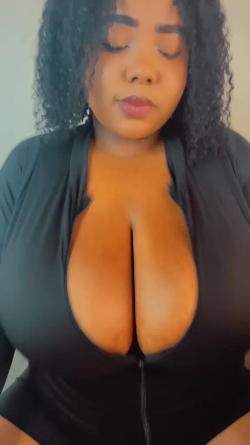 Shaking tits