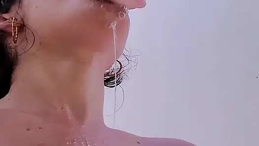 Azgındım, yarağına kadar ve yüzüme boşaldım - bölüm 2
