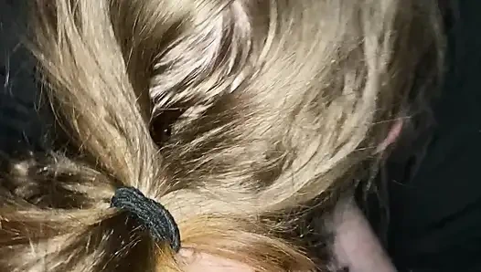 Weiße ehefrau wird von mexikanischem ehemann mit buttplug in ihren arsch gefickt