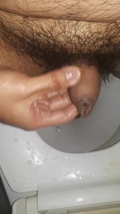 Îmi plac pișarea și sperma - dolofană asiatică