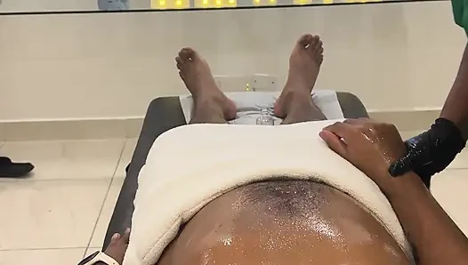 Leyne Rodriguez: Hot Latina in Massage Uniform Gives an Intense Oiled Session