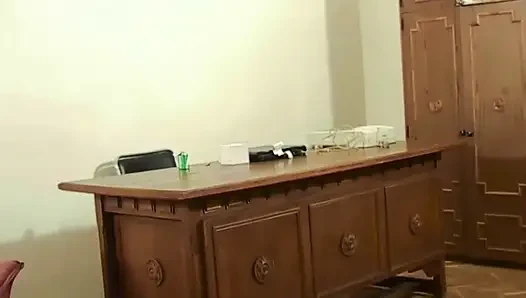 Pelacur Muda Ini Masturbasi Di Jalan Sebelum Bercinta Di Rumah