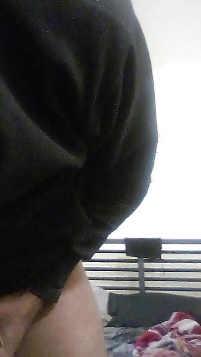 巨大的大鸡巴爸爸自慰 11 英寸大黑屌