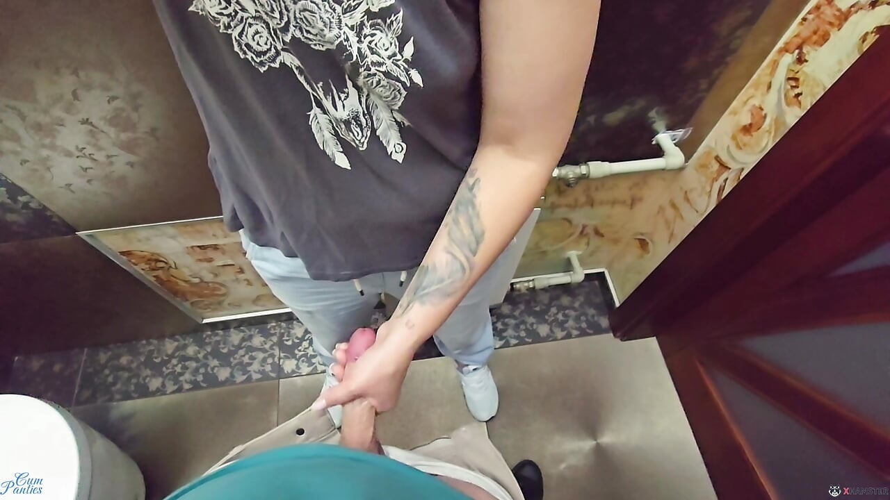 My Pussy Holds on to his Cock like she doesn't want to let him go Cum