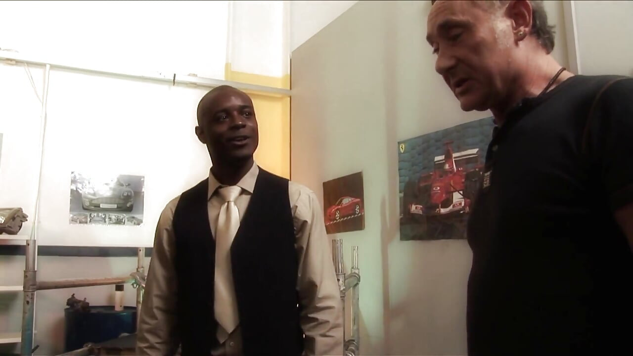 Black and white dude fuck a pair of slutty brunettes