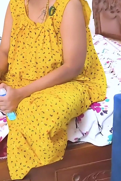 スミタ、スディパ、ラファイとのインドのグループセックス