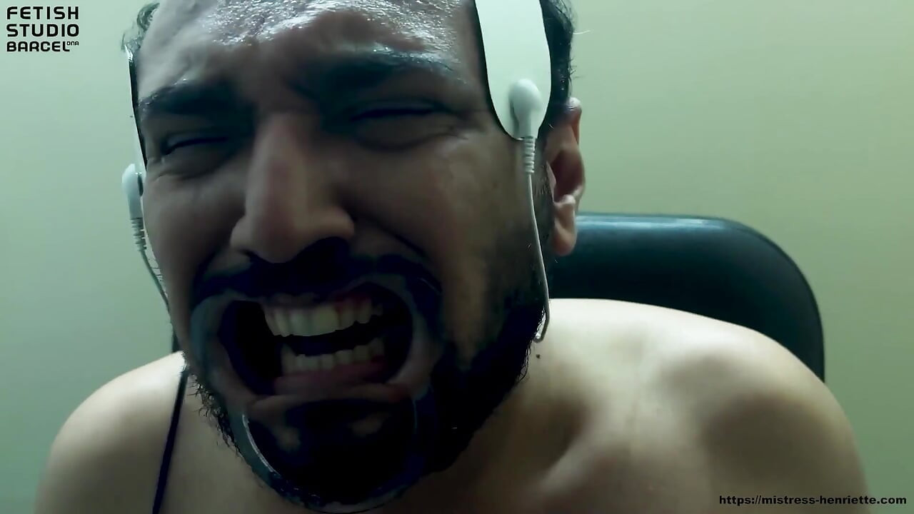 顏色 - 來自黑色網站 3 的會話場景