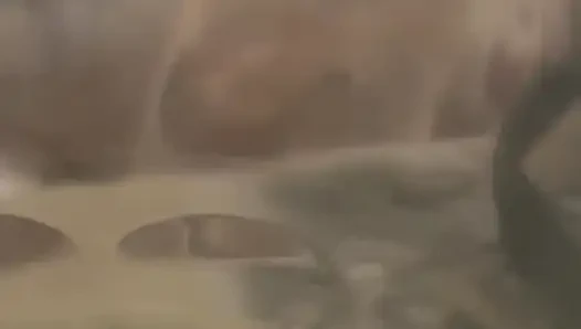 Я знаю, ты хочешь меня в этих черных носках