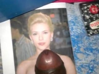 Dick Rub Between Scarlett Milky Buns