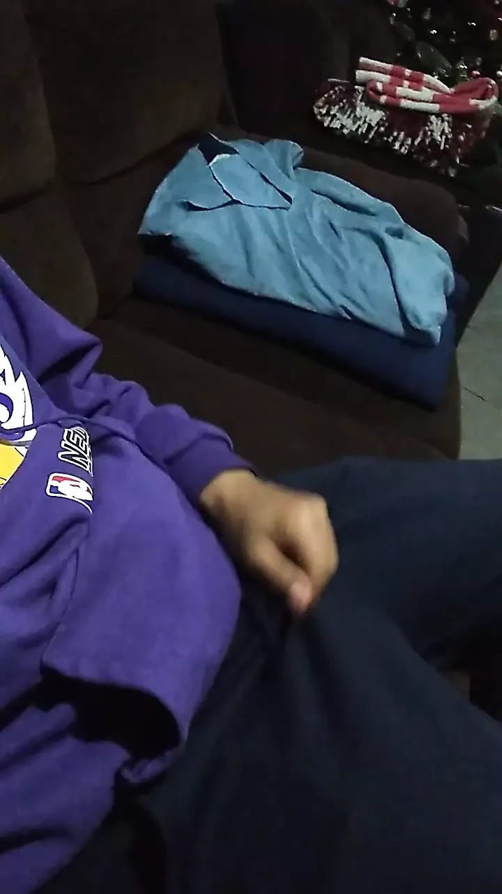 Ayuh, saya akan menjemput awak ke sofa