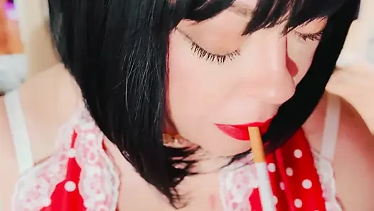 Instruksi merokok dari ratu merokok anda, tina snua. Smoke With Me - Goyang-goyang Menghirup Snap