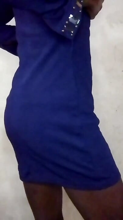 性感誘人的情婦脫光衣服