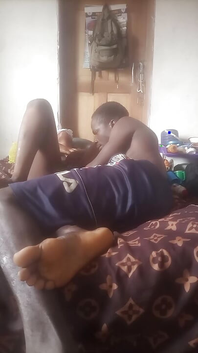 เย็ดสาวนมใหญ่ในห้องกู