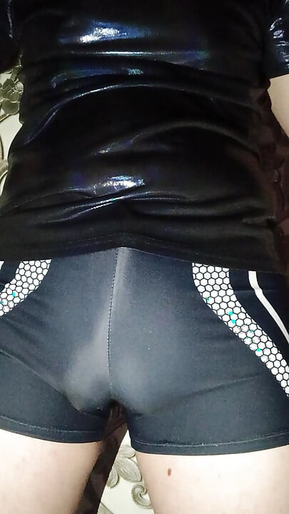 Ballbusting kolapullon kanssa