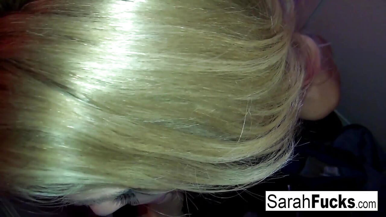 Pornstar Sarah Jessie gives a BJ in the bathroom