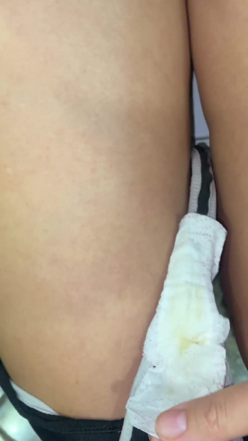 Morning urination-close-up! Soiled pads! Female POV! | Clip 1