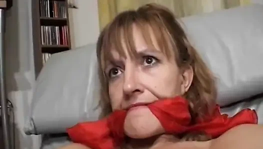 Татуированные и пирсингованная - пирсингованная и татуированная альт и эмо-крошки