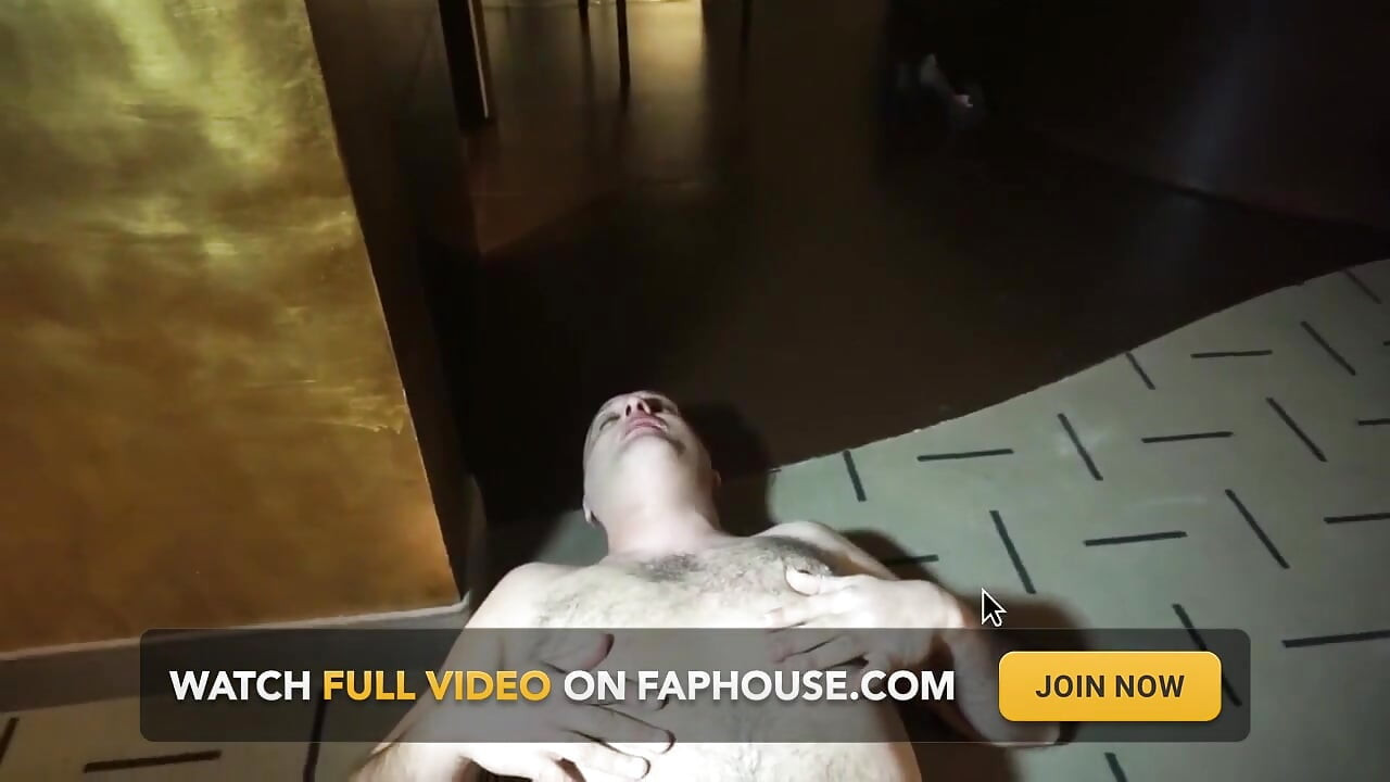 하이힐을 신은 펨돔 소녀