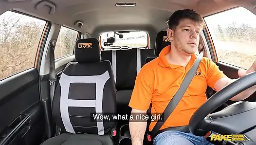 Fake Driving School - ярость дороги, за которой следует грубый трах, везучие Bee Can не ждать камшота на лицо