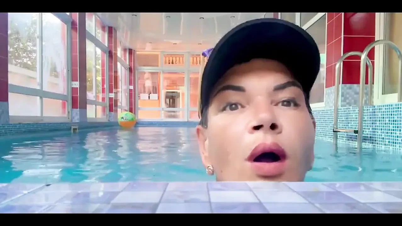 Extreme in the Pool