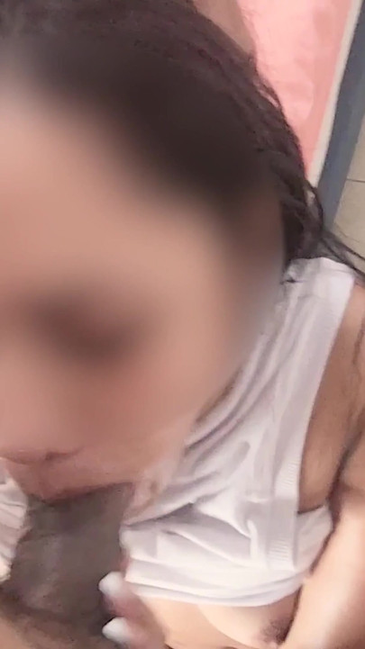 Vzrušující okamžik od "NEJLEPŠÍ SKUTEČNÉ AMATÉRSKÉ KOMPILACE ANÁLNÍHO ZADKU DO PUSY - TATO DÍVKA SI UŽÍVÁ PTÁKA V ZADKU"