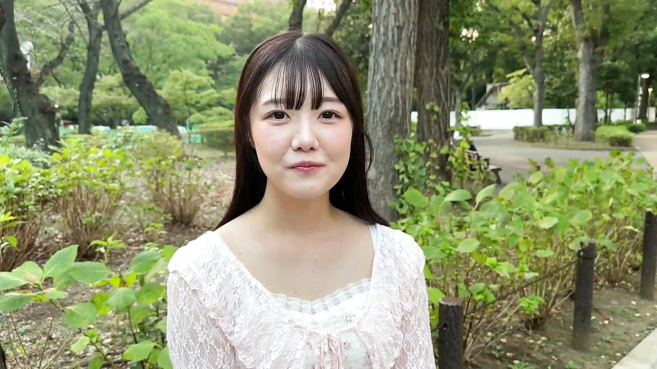 Minami (23) สาวทูน่าที่เสร็จจากควยดิบครั้งแรก สาวไร้เดียงสาแบบพี [รับประกันได้เป็นเพื่อนเซ็กส์ → ดูดควย]
