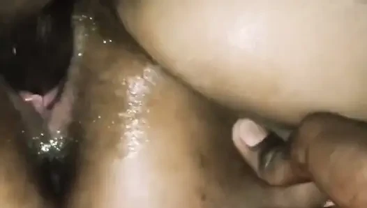 Kocamın Arkadaşları Içkiye Uyuşturcu Koyup Benimle Seks Yaptı