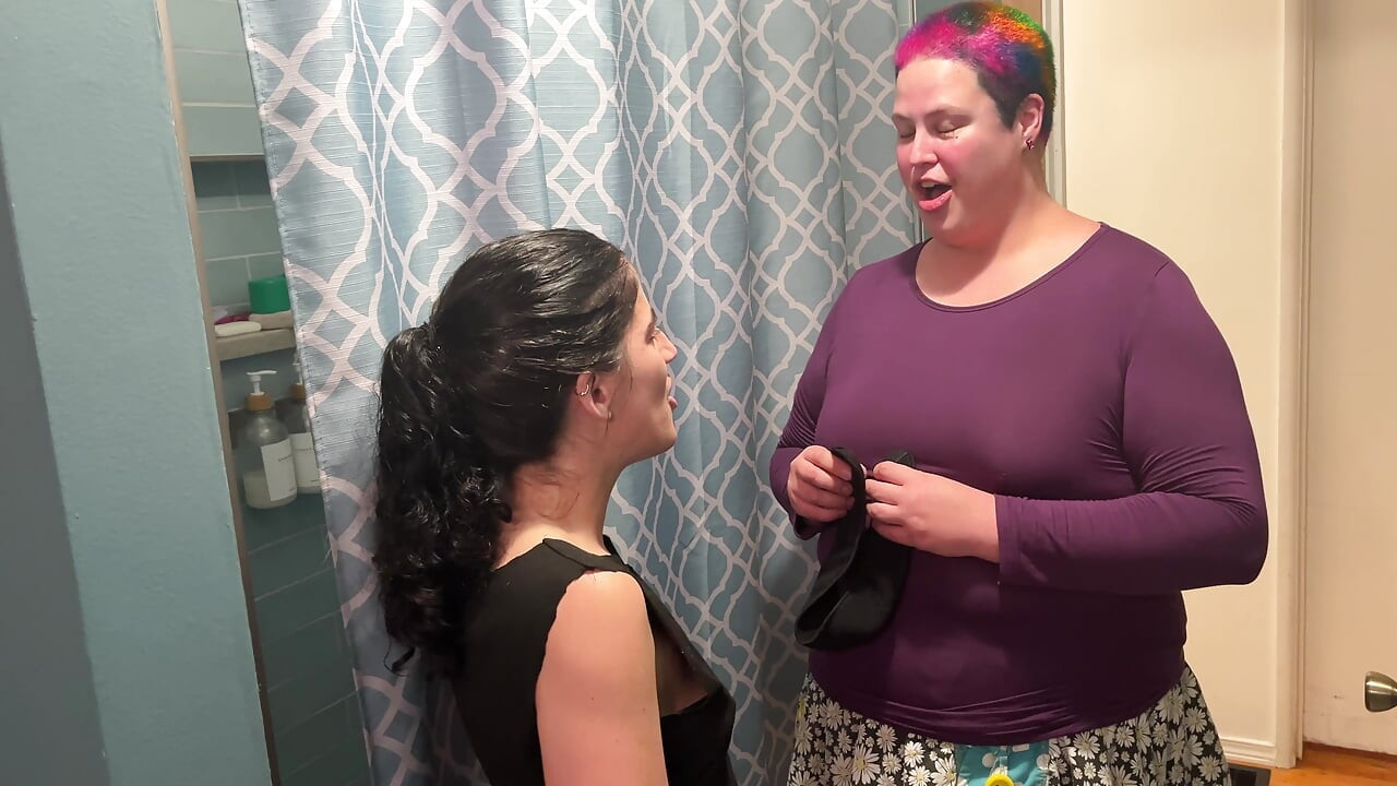 Feeling around in the dark - Blindfolded lovers meet for the first time - Cliff Media Productions