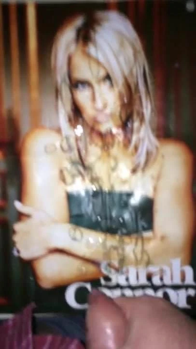 Sarah Connor cumshot no.:4
