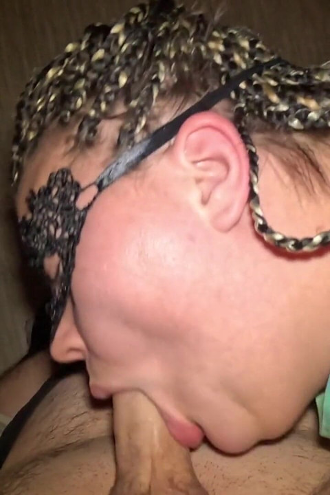 Bu sert ve ıslak için seksi, ateşli, ıslak ve sulu sakso, yarak! Döl iyi bir karımın olması gerektiği gibi emmemi ve yalamamı izle! Damn I Love H