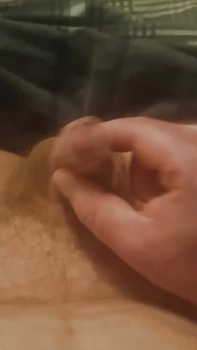 حلاقة المخنثى ليسي سمول