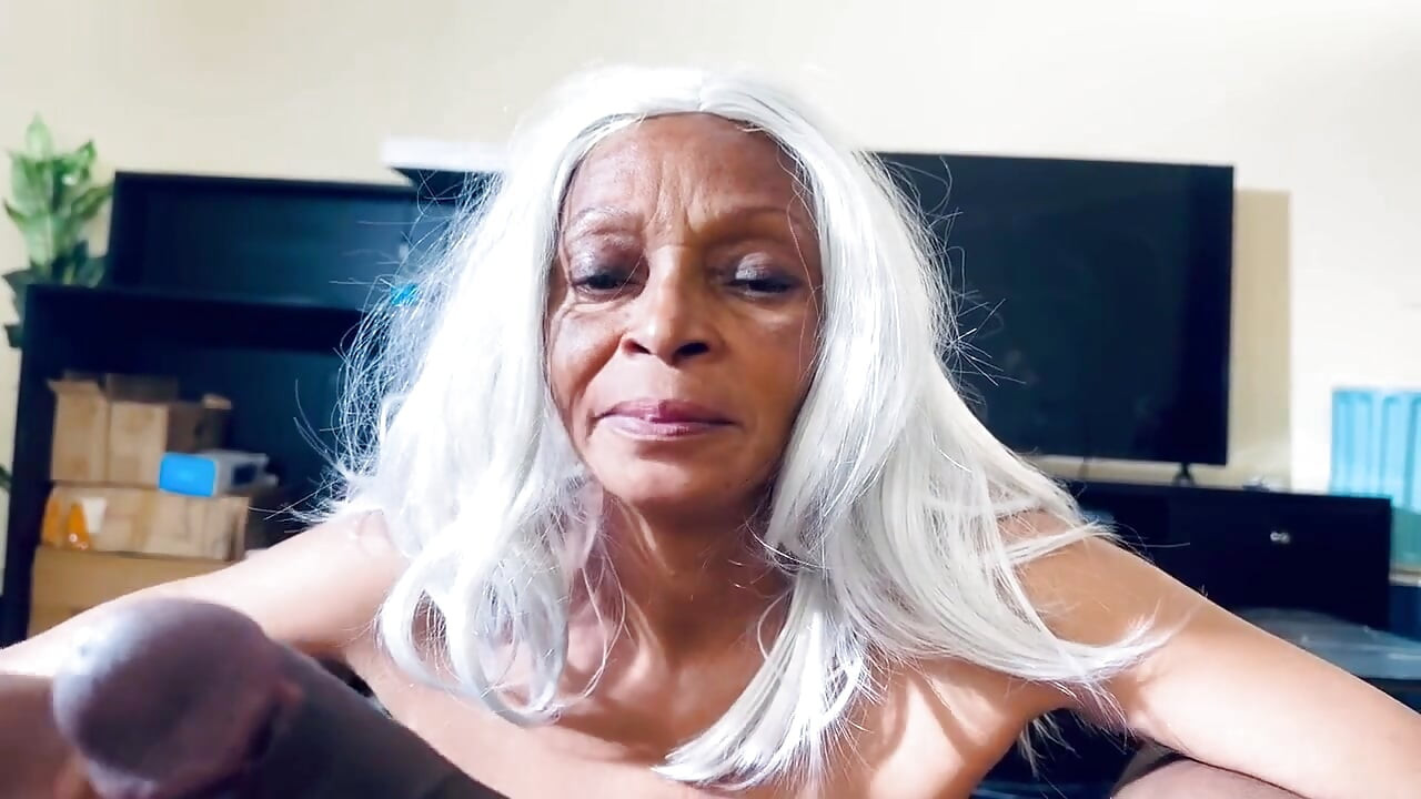 Granny Loves Sucking Big Dicks