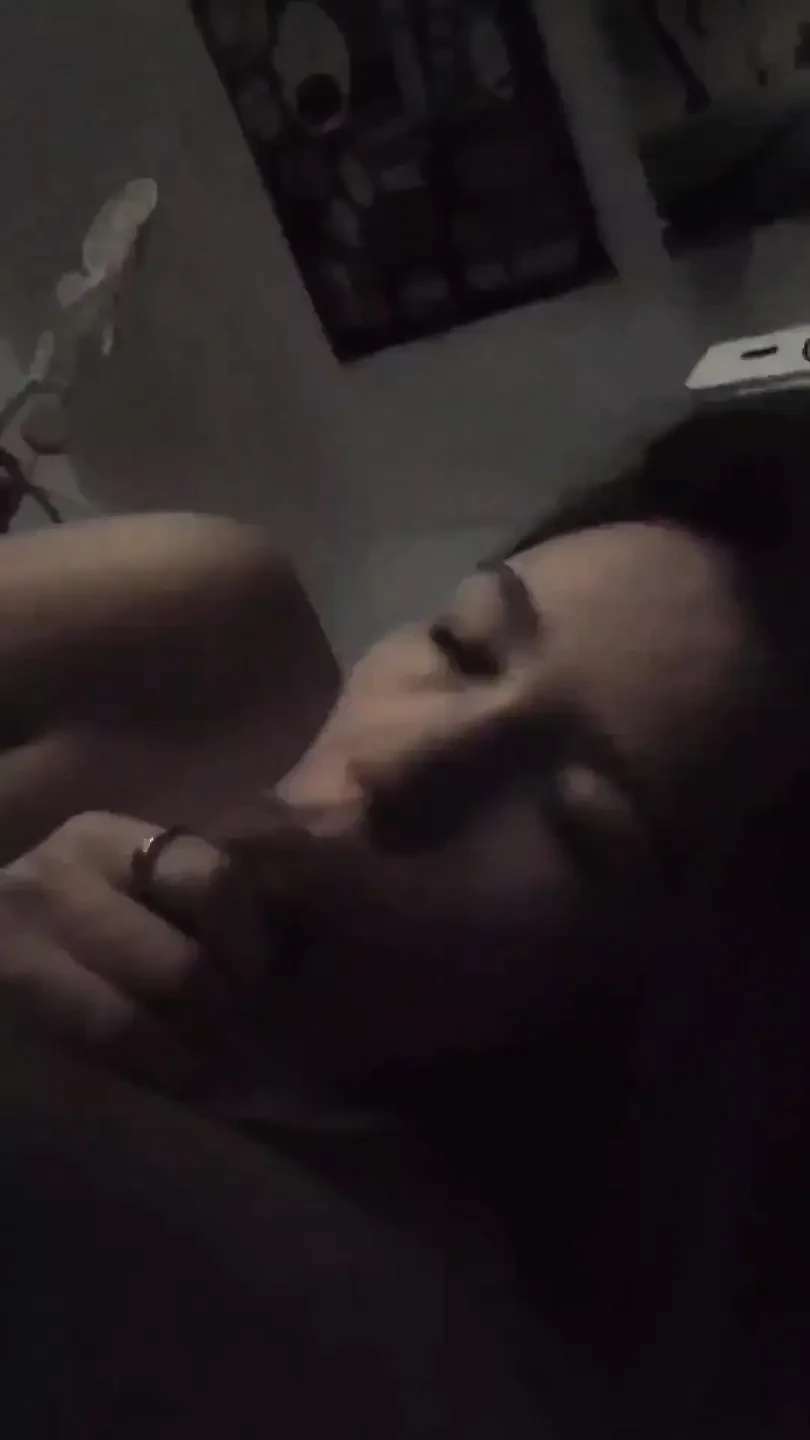 一个美丽的口交者, 热爱阴茎