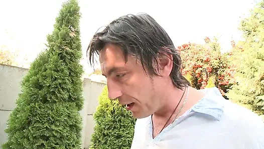 Горячую Соседку-блондинку Жестко Трахнули В Гостиной