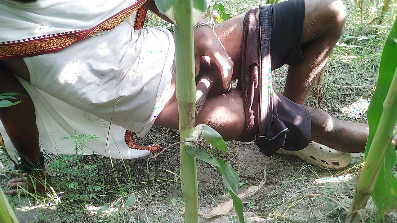 Indian Jungle Transgender Shakes Alone