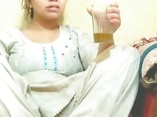 Drink kraane k baad bhai ki girlfriend ko apne bedroom mai le jaa kr chut chudai Kiya Hindi audio.