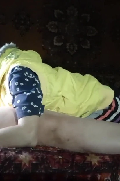 My Neighbor Licked My Pussy in a Village Nightclub