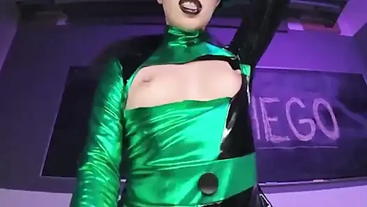 Vrcosplayx eğer supervillain olmak istiyorsan önce shego olarak Alex Coal'dan edepsiz şeyler öğrenmen gerekiyor bölüm 2