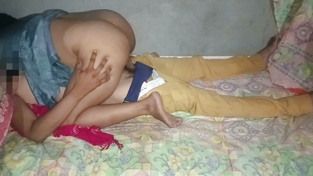 Teen Indian Hot Really Enjoyed Blowjob and Riding