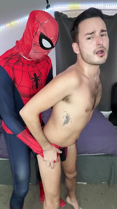 Spiderman Fucks Twink