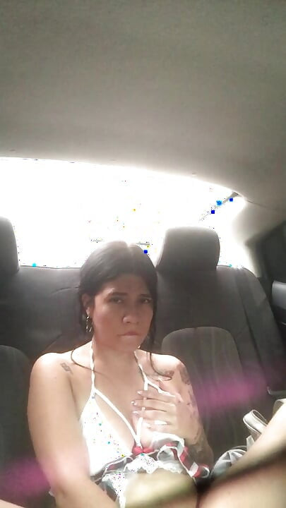 Latin slut calls her husband when he is masturbating in uber.