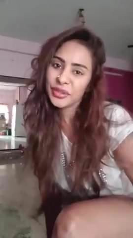 Sexy girl doing selfies 4.mp40