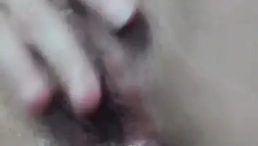 Hai sayang, aku sakit akhir-akhir ini tapi aku kembali lebih panas dari sebelumnya.