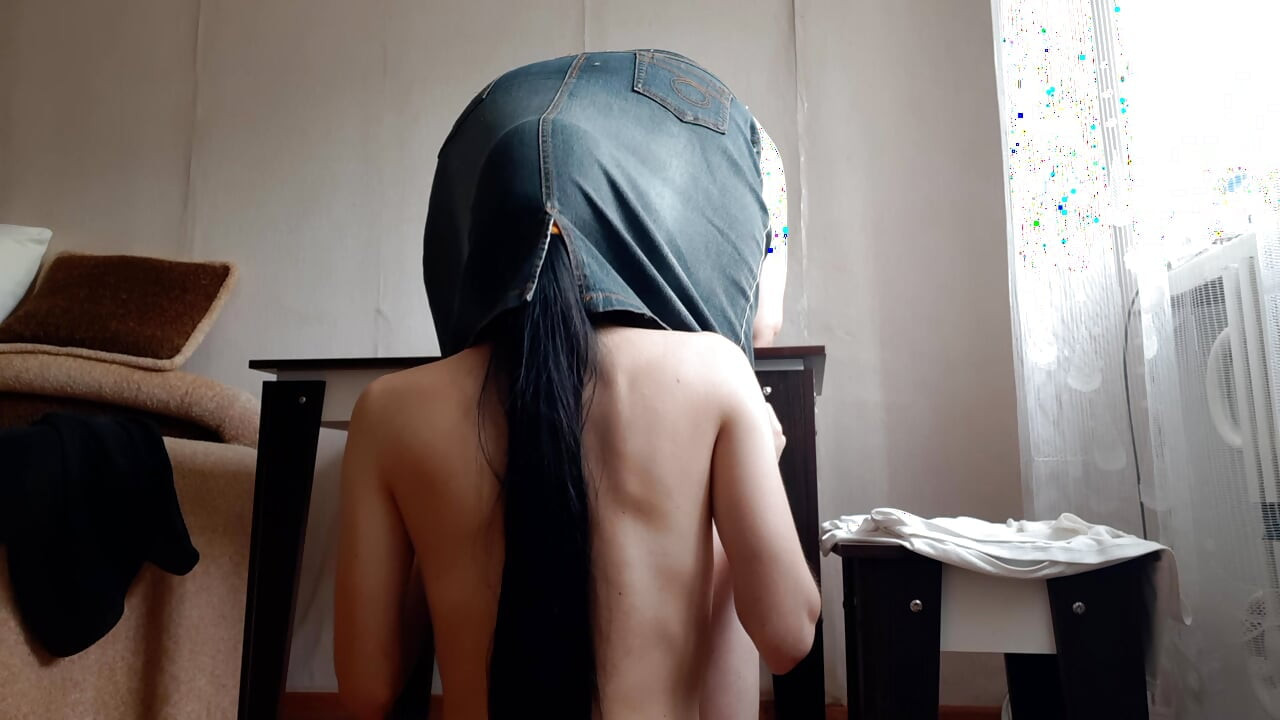 Eu lambo a bunda da minha professora para passar no exame