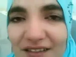 Turbanli hatun (sex cu hijab)